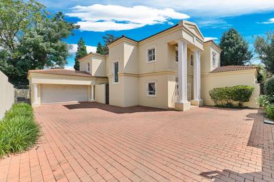 House For Sale in Douglasdale, Sandton