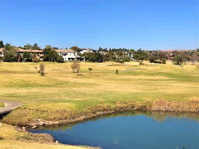 Apartment / Flat For Sale in Eagle Canyon Golf Estate, Roodepoort